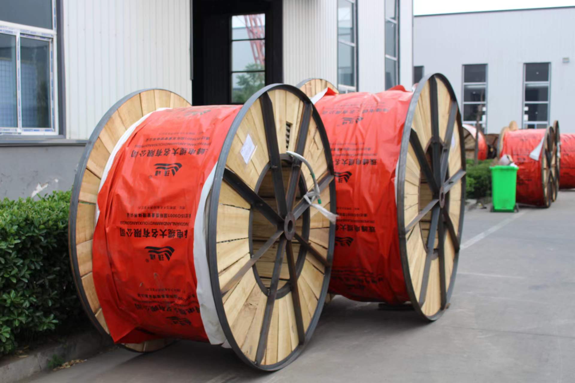 Medium Voltage Single Core XLPE Insulated Armoured Power Cable 11kv 15kv 20kv 33kv 35kv