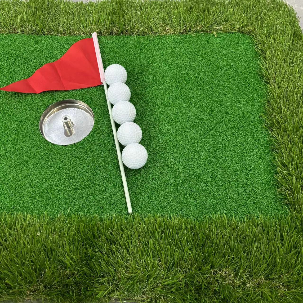 Customized Floating Golf Green for Pools Heat-transfer Printing and OEM Logo Putting Mat