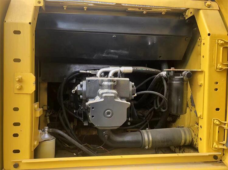 90% Used Komatsu PC200-7 Excavator Second Hand Original Japan with Good Condition