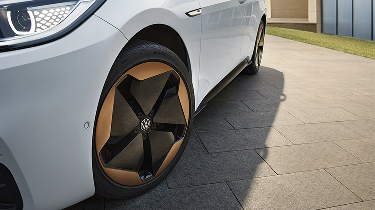 Electric Vehicle VW ID 3 Volks-wagen Pure ID3 Pro 5 Seat Sedan EV with 450km Range 30 Titles and Maximum Speed of 160 km/h