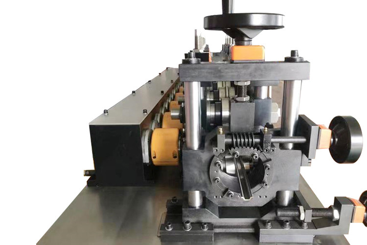 Full Automatic Cylinder Type Band Clamp Ring Roll Forming Machine