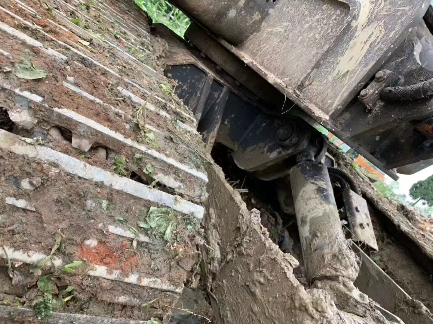 Second hand DX60LC hydraulic crawler excavator, cost-effective