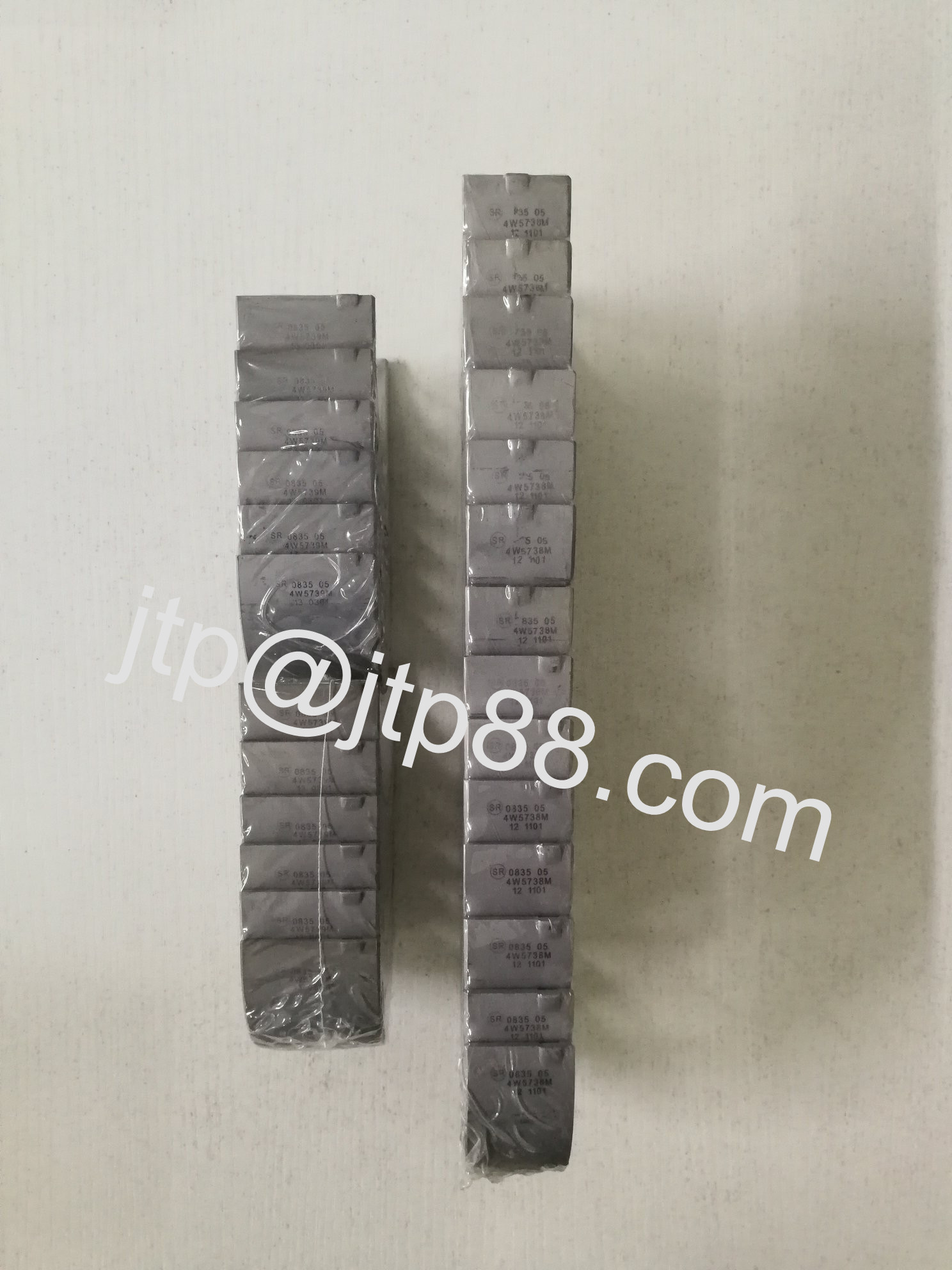 12207-ES60A Main And Con Rod Bearing / Diesel Engine Spare Parts Sliver Color