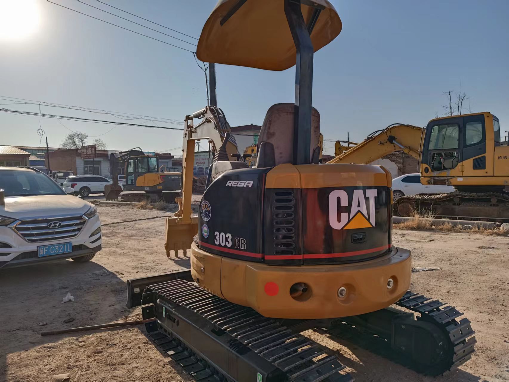 EPA used mini excavator 1ton 3ton 5ton CAT301.7 CAT303 CAT303E CAT305 Cheap mini digging machine used CAT303