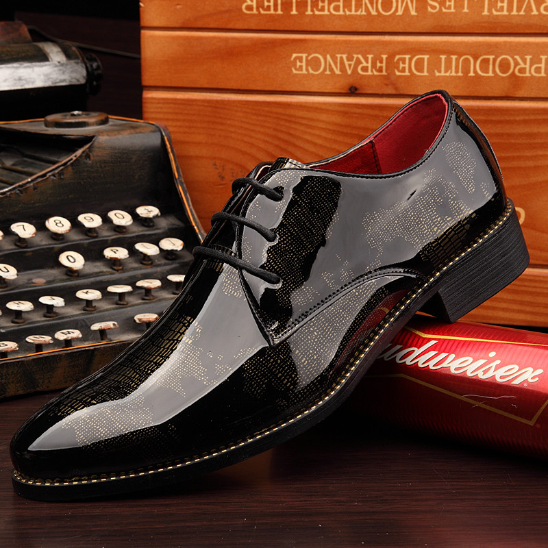 Business Patent Leather Mens Shoes , Brown Mens Dress Shoes With Golden Pattern