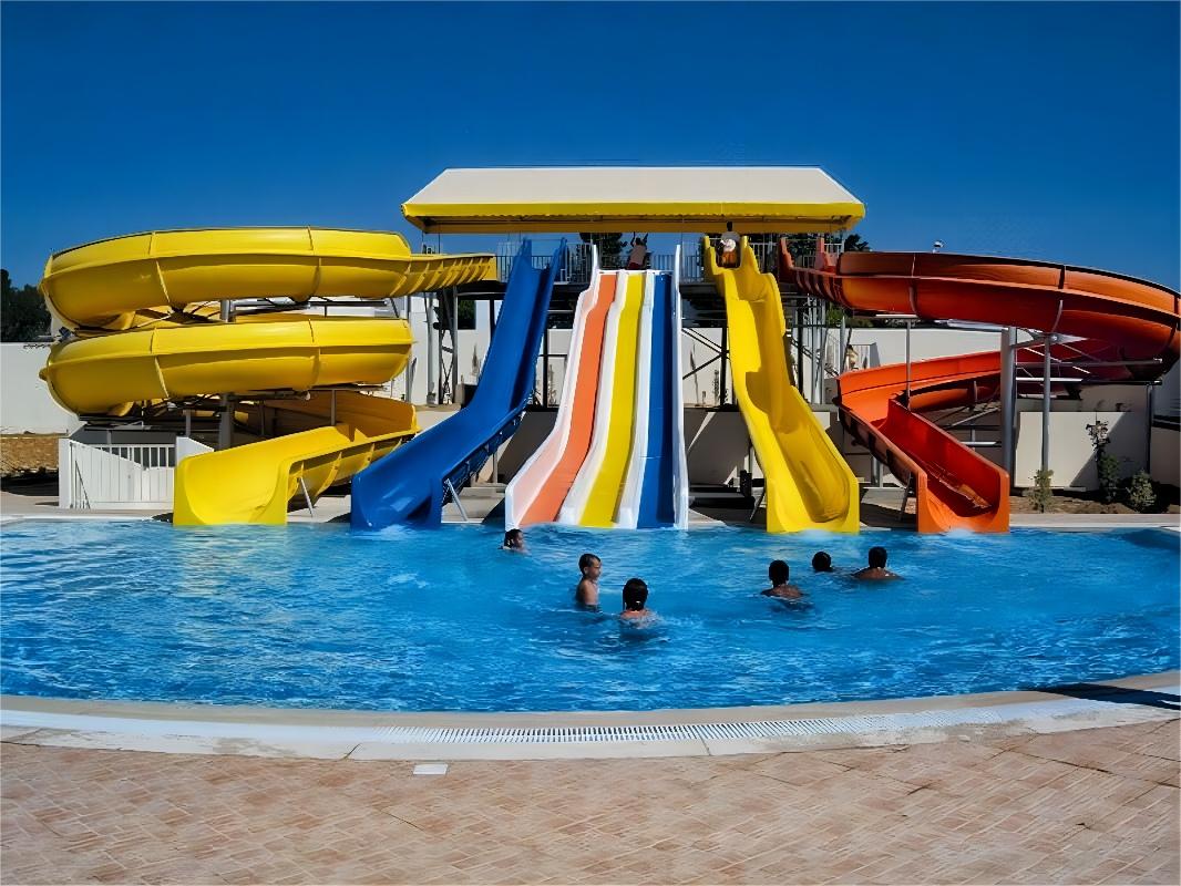 OEM Outdoor Multi Fiberglass Slide Set for Water Amusement Park Playground