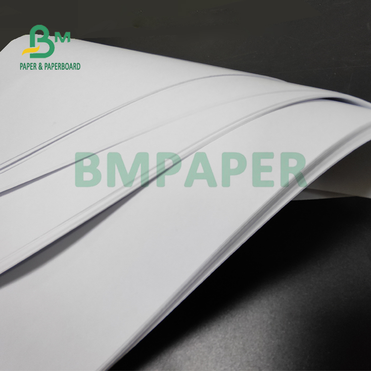  50gsm 55gsm Uncoted White Woodfree Bond Paper For Book Printing 66 x 106cm