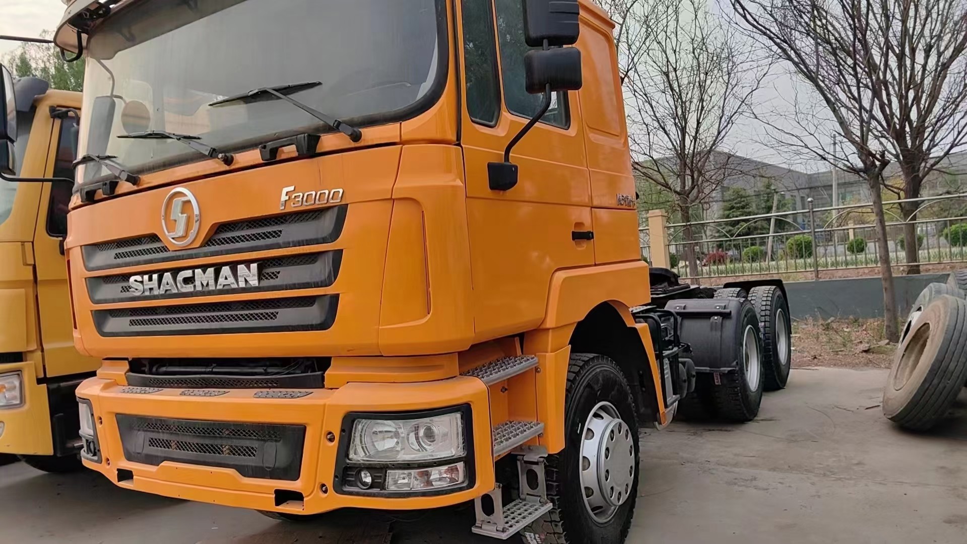 SHACMAN second-hand trailer from China