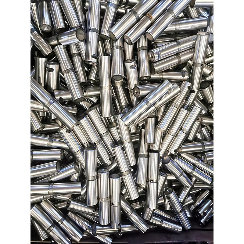 Heavy Truck Suspension System Parts Steel Rear Bracket Pin Spring Pin ∅35x165mm ∅25x125mm 45#Steel 9513610341/1513610160/1513610170