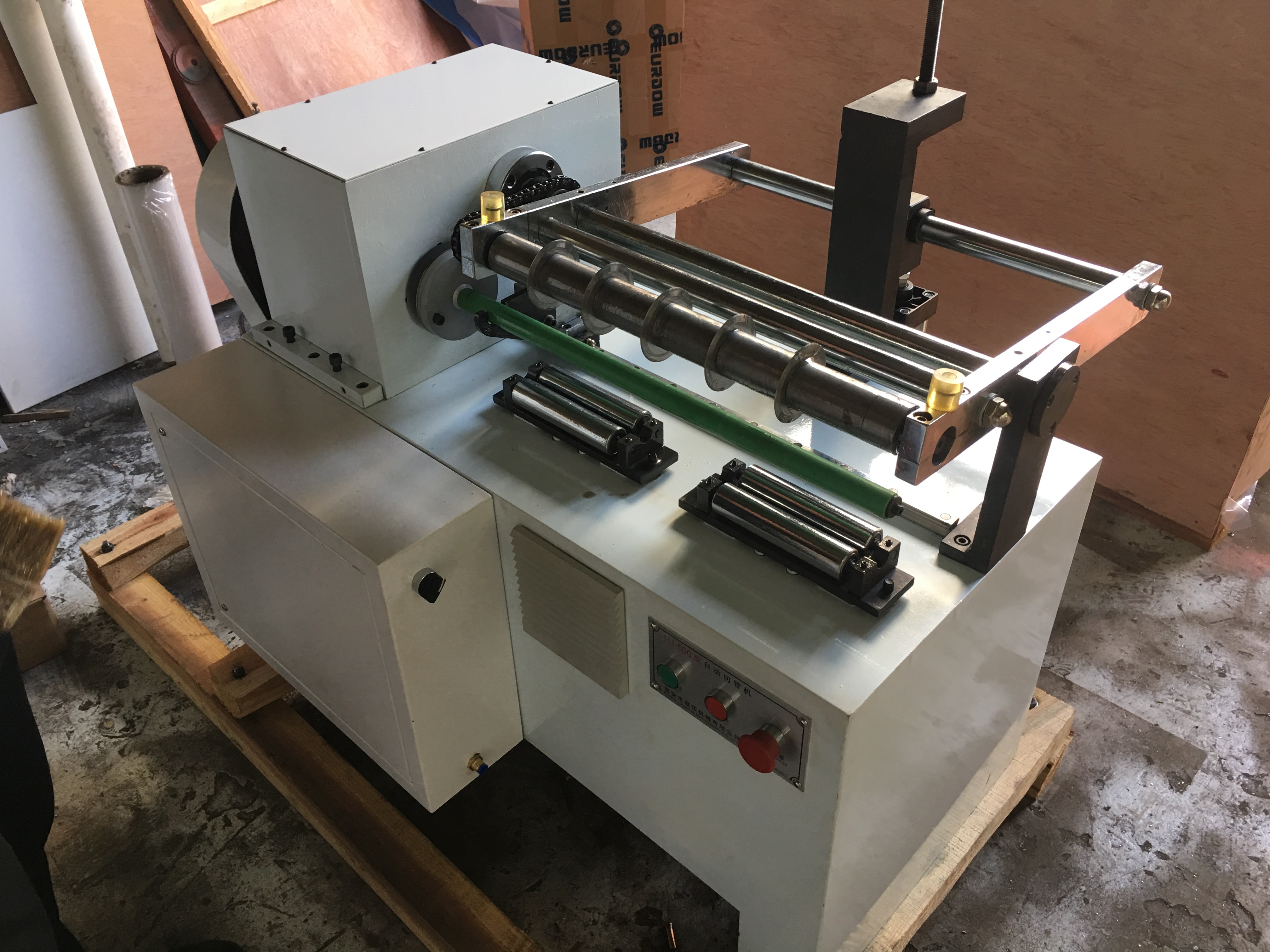 220v Paper Core Cutting Machine 350kg Paper Core Machine