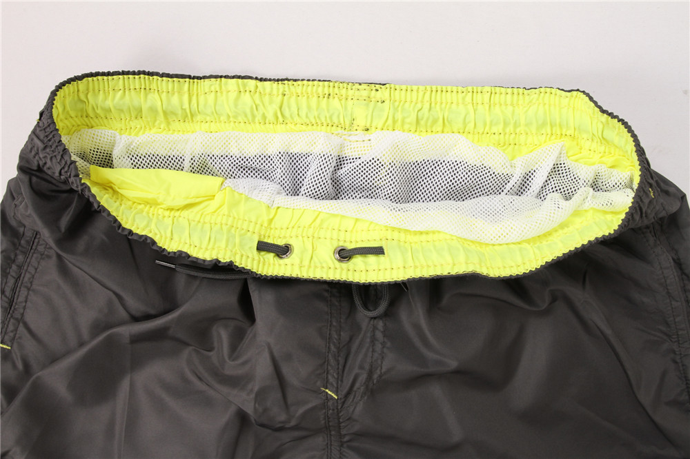 100% Poliestere Cool Color Blocked Mens Boardshorts