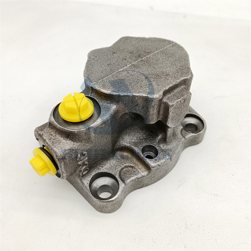 Steel Excavator Engine Parts Oil Pump 21600207 For Volvo D7D Engine EC240B EC290B