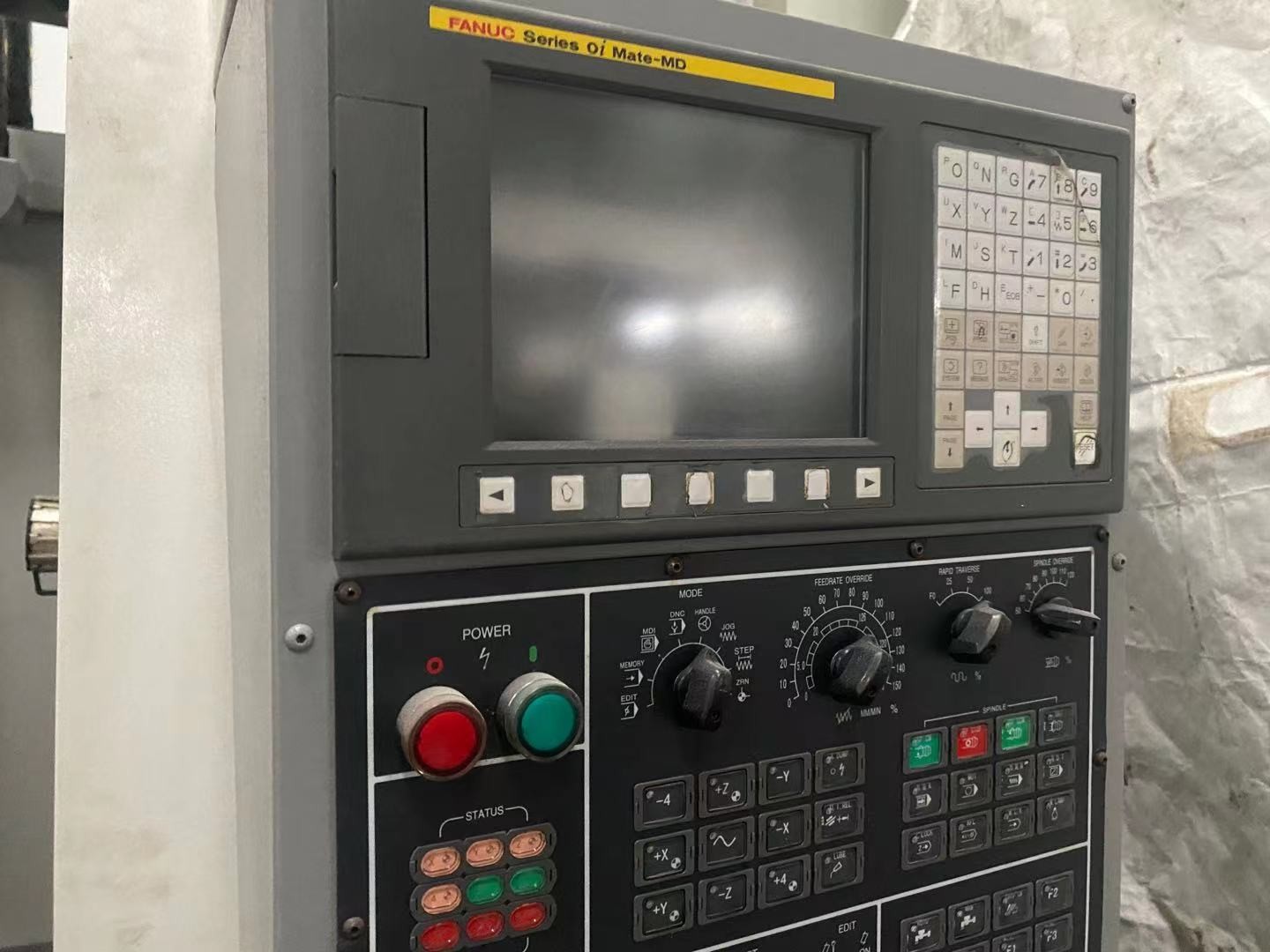 24T Arm Type ATC CNC Milling Center Second Hand 7.5Kw Servo Motor Spindle BT40