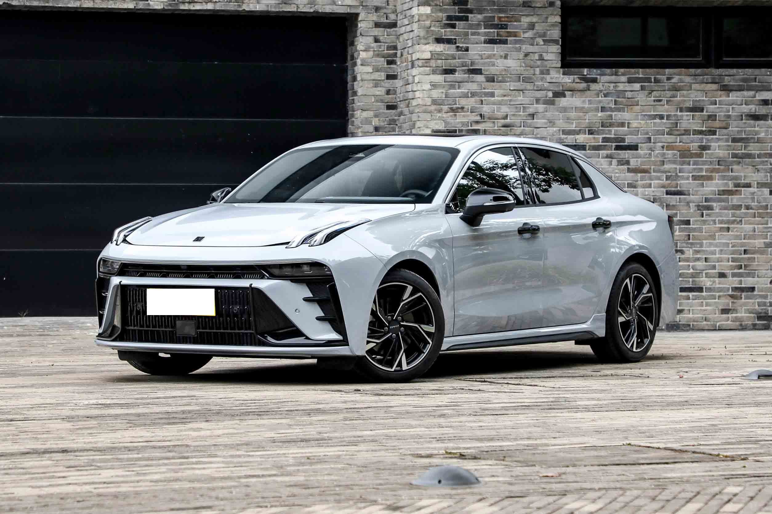 Lynk & Co 03 Compact Petrol SUV Sports Car Haval Dargo 2.0t Dct 4wd Left Steering 1.5T 150 Horsepower