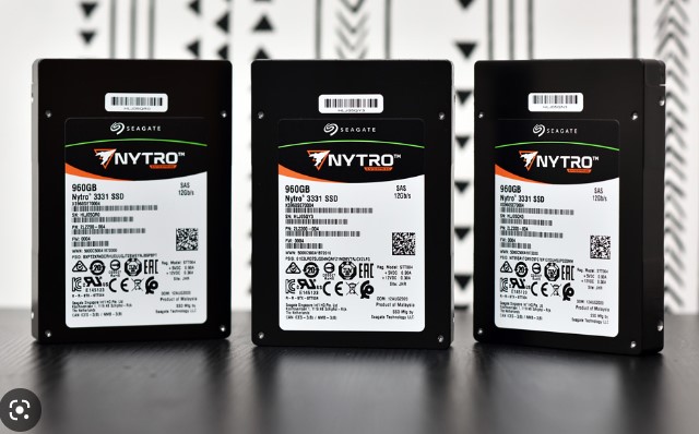 Hot Swap ThinkSystem Seagate Nytro 3732 800GB 2.5" SAS SSD 12Gb 4XB7A70005