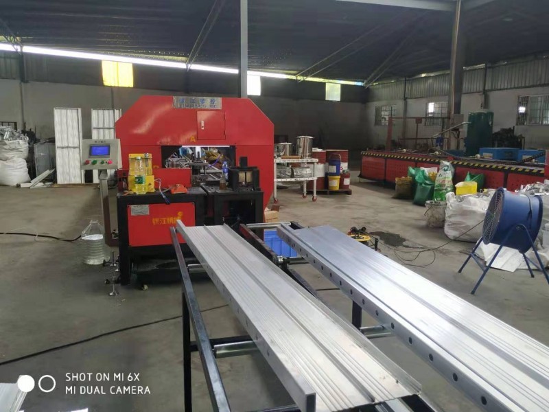 Steel Industrial Electric Hydraulic Metal Punching Machine