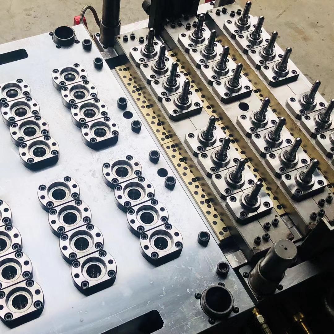 Machine to make bottle plastic pet preform injection machine 500 ton injection molding machine