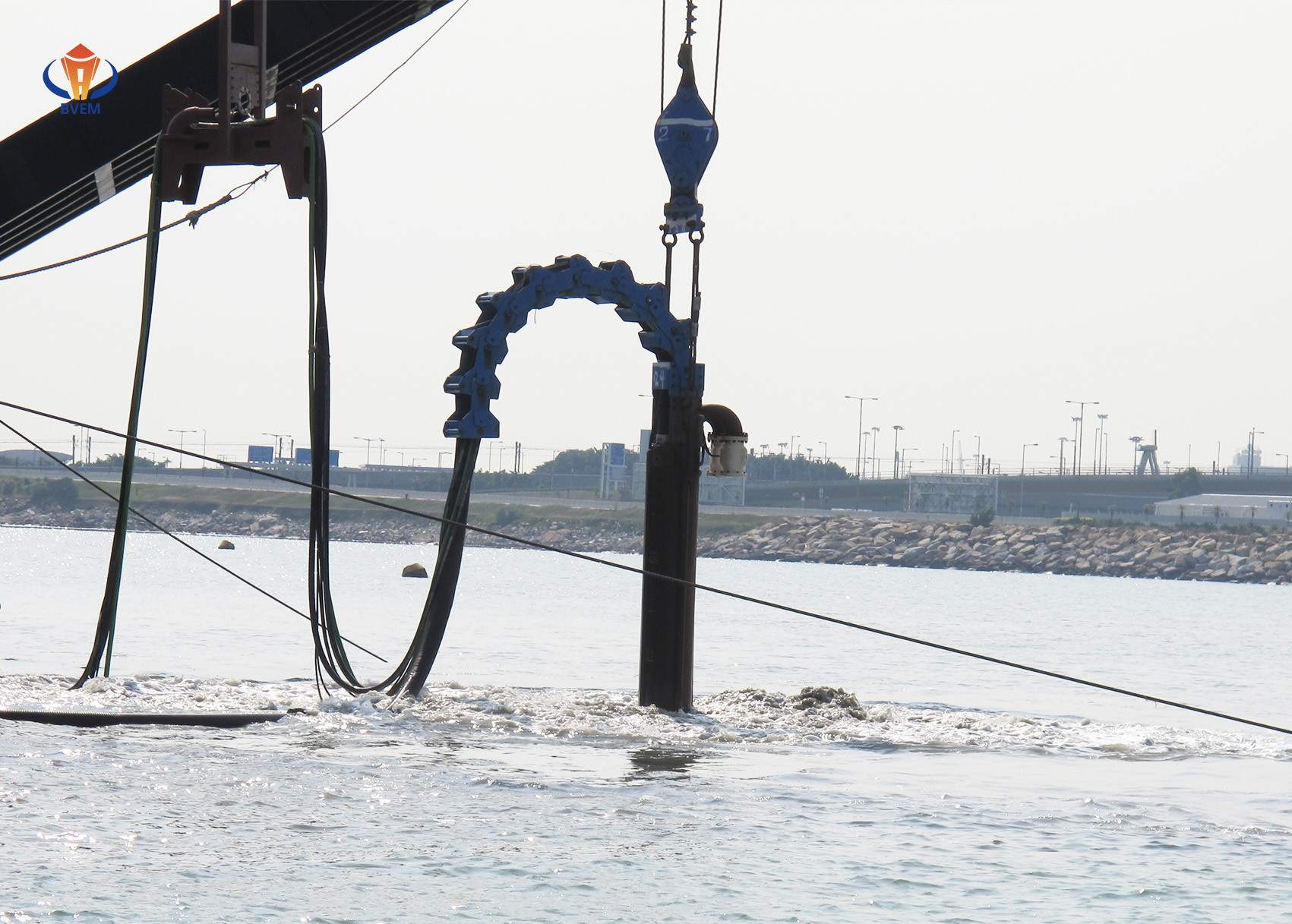 Dry Method Construction Vibro Flotation With Double Lock Pressure Bin