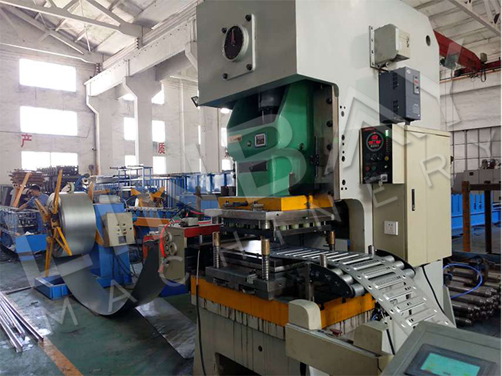 Chain Drive Automatic Galvanized Steel Perforated Cable Tray Roll Forming Machine