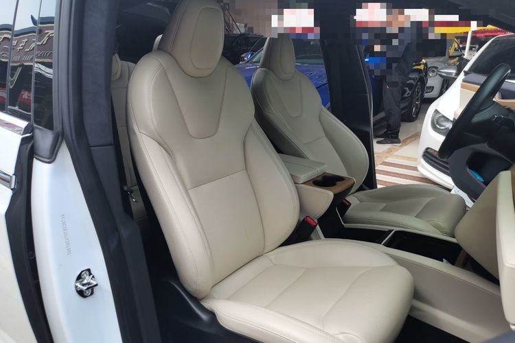 NEDC 575km Range New Automobile Electric Car Electic Vehicle