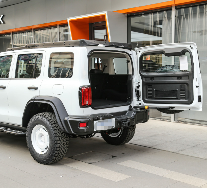 New 2023 Tank300 2.0T City Model Knight Version Used Compact SUV 5 Door 5 Seats