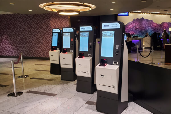 15 Inch Hotel Check In Kiosk With Passport Scanner Key Dispenser Key Encoder