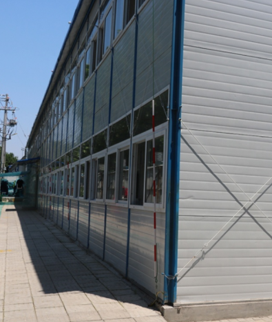Modern Light Hangar Steel Structures For Hotel Produced By Manufacture