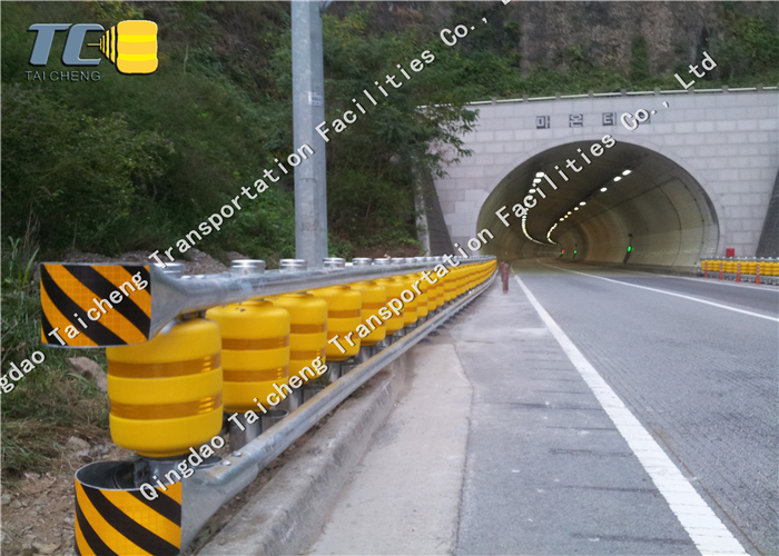 PU And PVC Rolling Guardrail Barrier ISO Standard