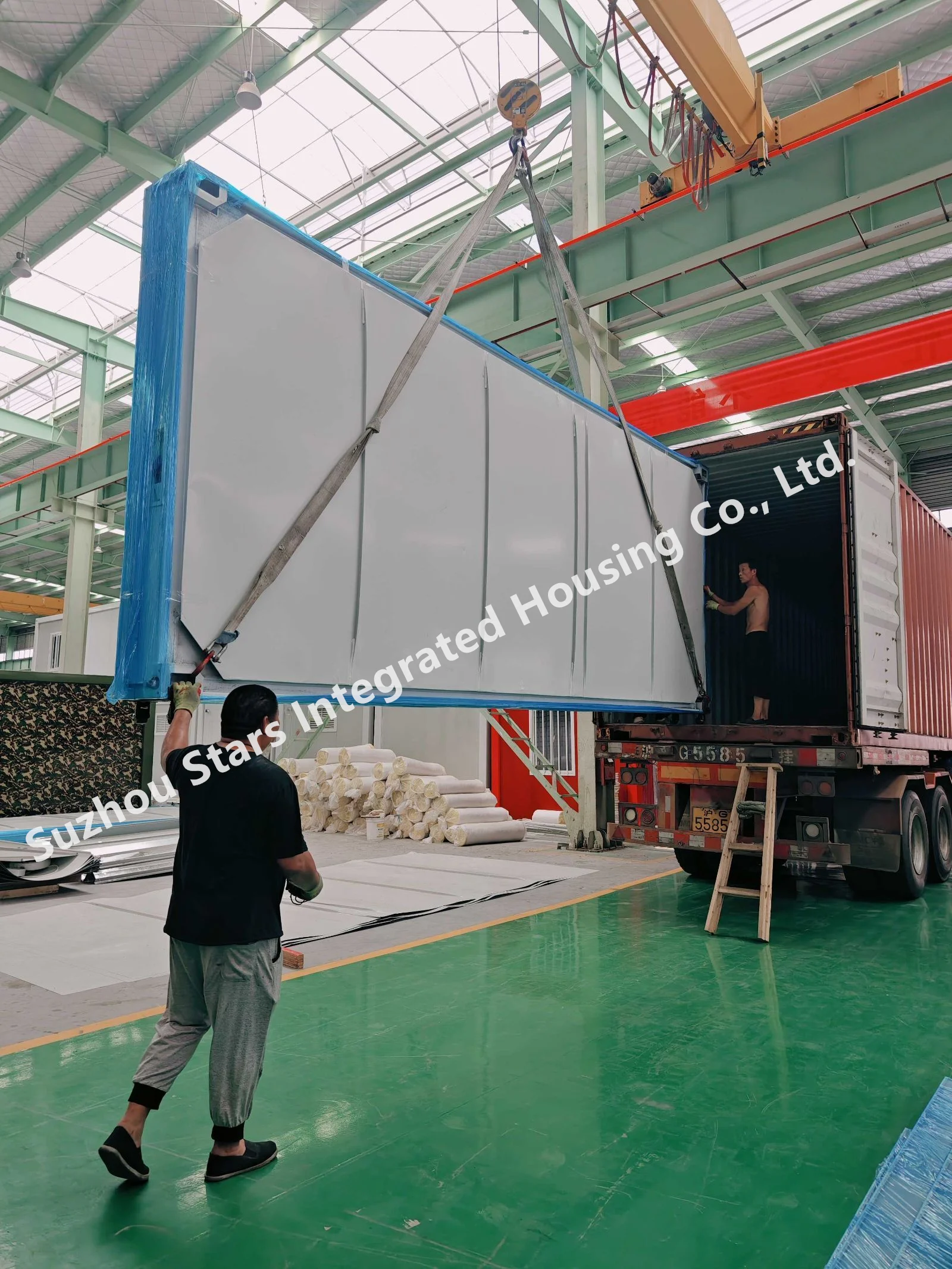 Sustainable Light Gauge Steel Villa Prefabricated Modern Steel Structure Homes