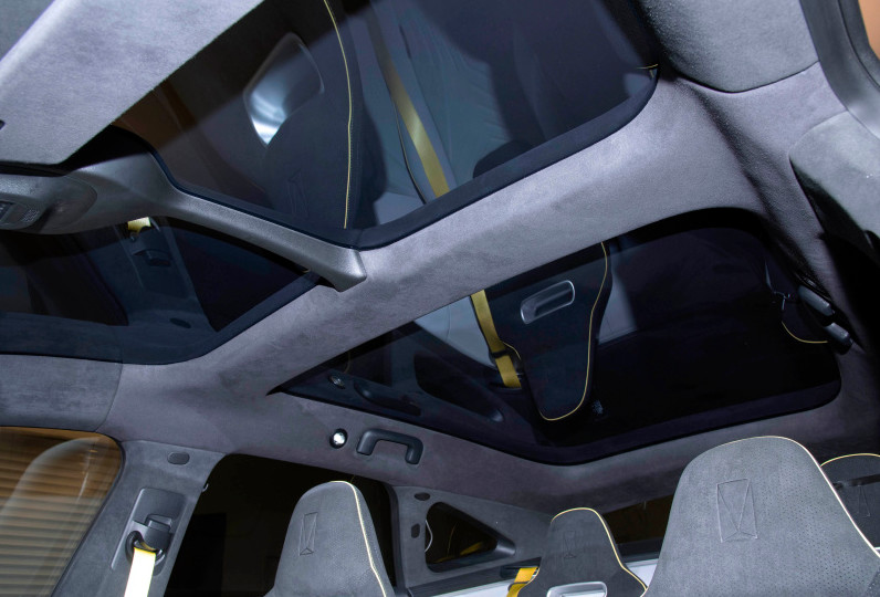 Pure Electric Avita 11 Five Seater Car High Performance Hatchback