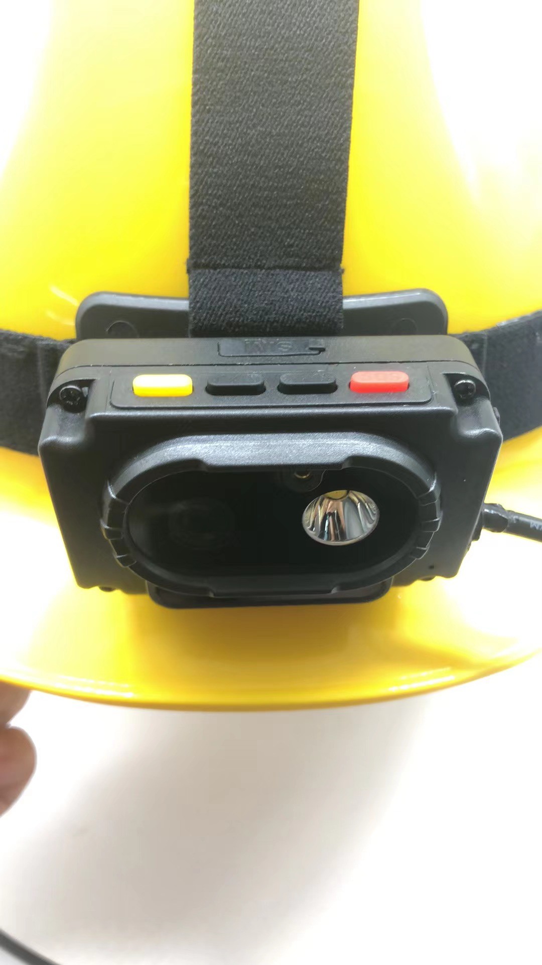 Smart Helmet Camera with Bluetooth and 8-Core Chipset and Improve Workplace Safety