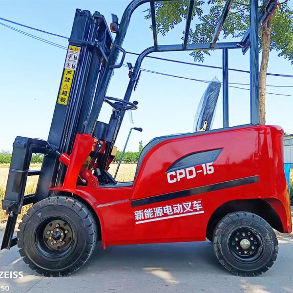 Quality 1.5T Electric Forklift Walking Forklift Stacker 4 Wheel Small Lithium Pallet Stacker for sale