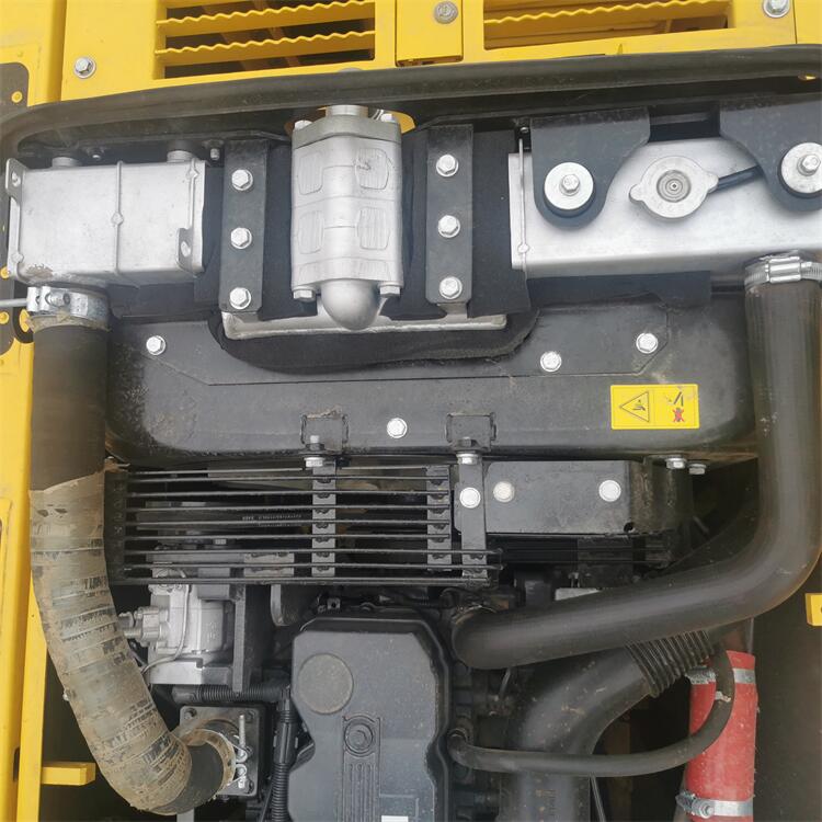 Used Original Japan Komatsu PC220-8 Excavator Good Condition Hydraulic Pump Original