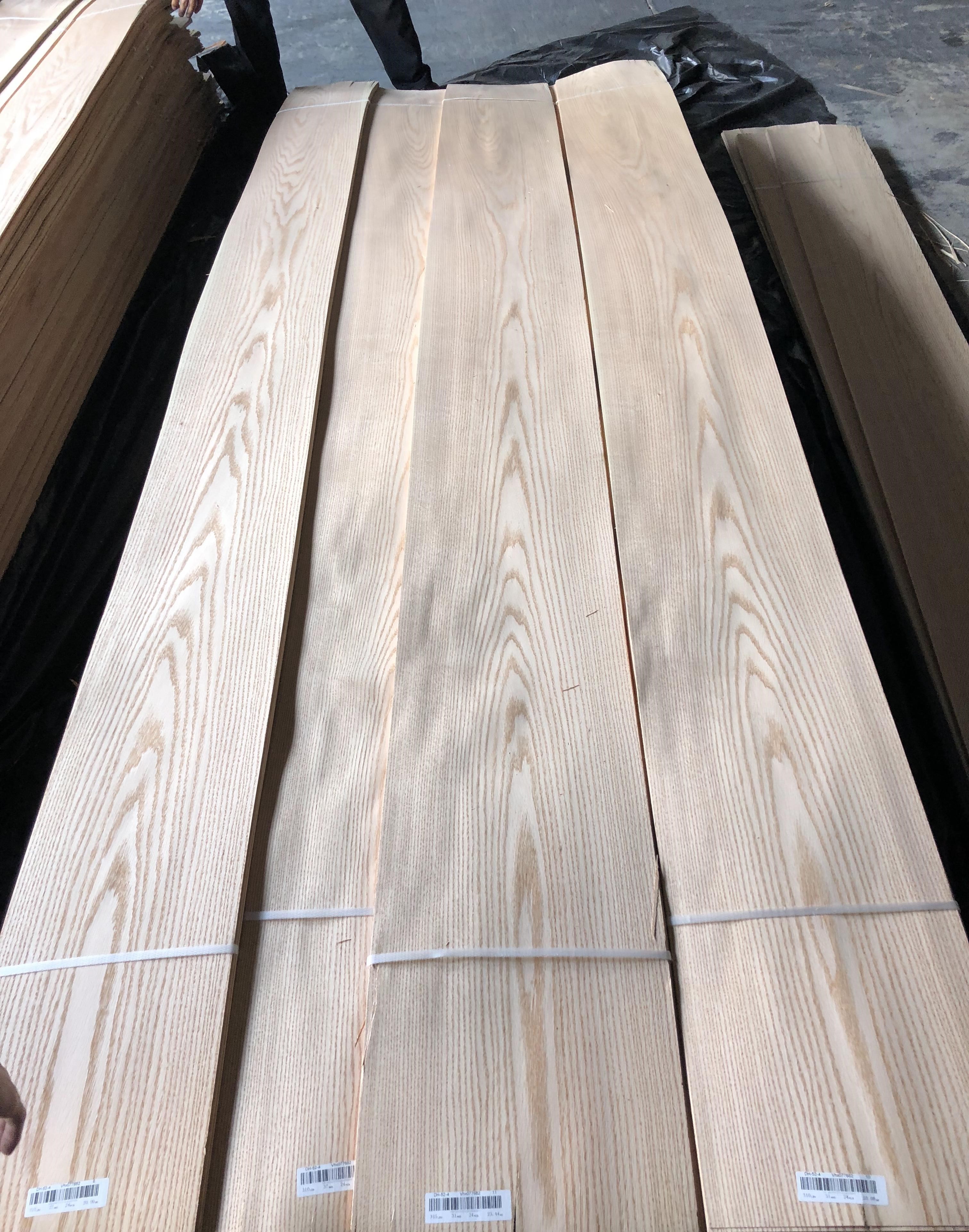 Factory Natural Red Oak Wood Veneer Mountain/Straight Grain 0.45mm Veneer Wood Red Oak Sheets