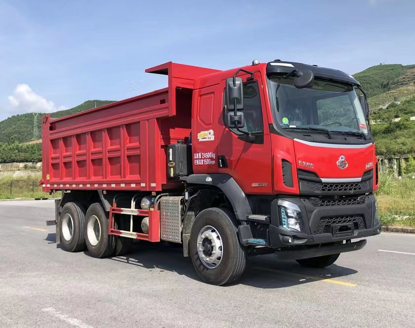 Three Axle Diesel 3 Seater Dump Cargo Truck Rear Drive 6×4 Manual Transmission