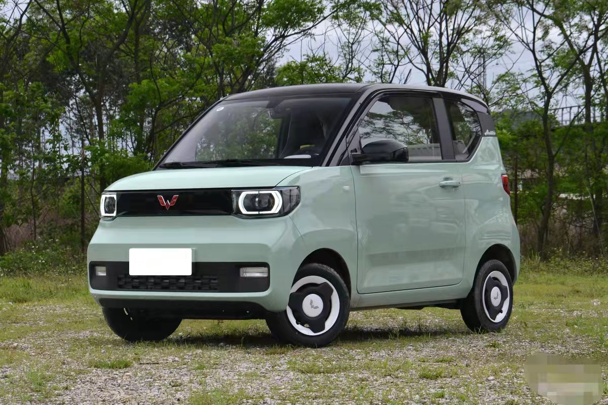 Manual Adjustment LED Camera Fabric EV Car Wuling Mini EV Chinese Electric Mini Car Sports Vehicle 4 Wheels Sedan Single Left