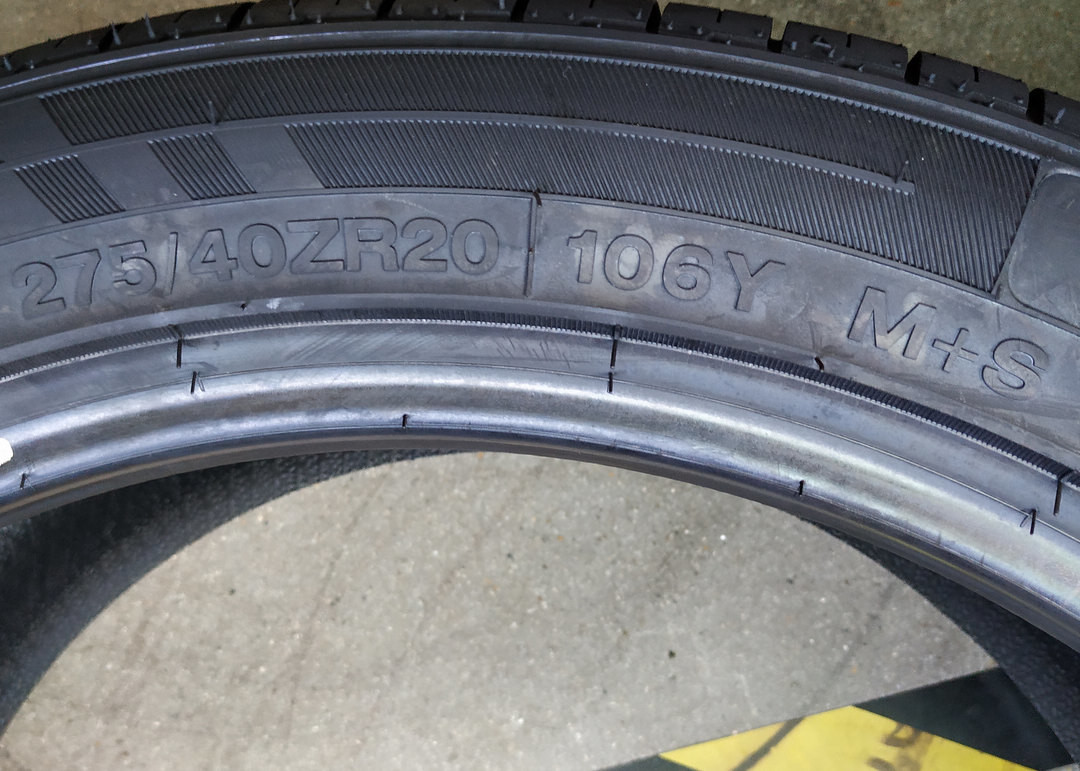 Fuel Efficiency PCR Tires AN616 Pattern Model 275/40ZR20 106Y Wear Resistant