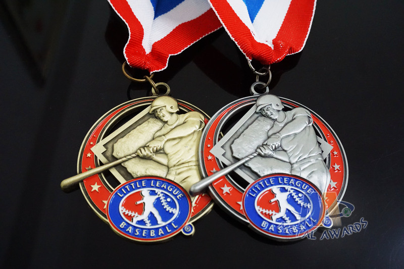 Baseball 3D Effect Metal Sports Award Medals Antique Gold / Silver Plating