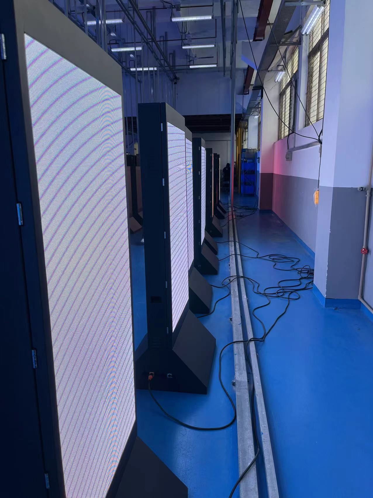 Interactive Touch System For Customer Self Inspection With Outdoor Business Display