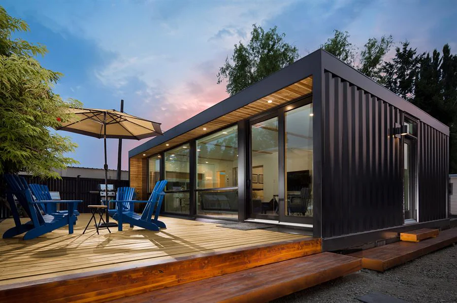 Lightweight Prefab Container House Affordable Shelter Eco Friendly Container Homes