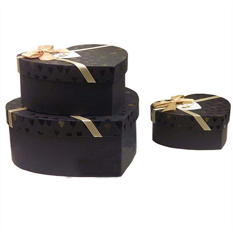 Fashion Luxury High Custom Christmas Seasonal Red Color Heart Shaped Lid and Base Paper Packaging Chocolate Box