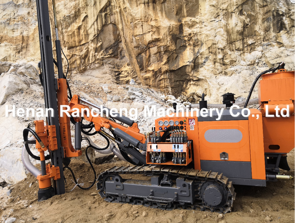 Hydraulic Crawler DTH Down The Hole Drilling Rig 68HP Diesel Engine 20m Drill Depth