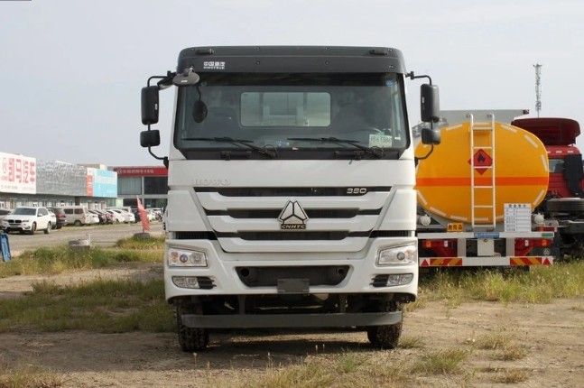 Cheap price HOWO 6X4 8X4 Concrete Mixer Truck on Sale