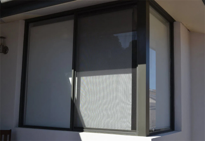 Seamless Welded Aluminum Casement Windows With Blinds 304 Stainless Steel Mesh