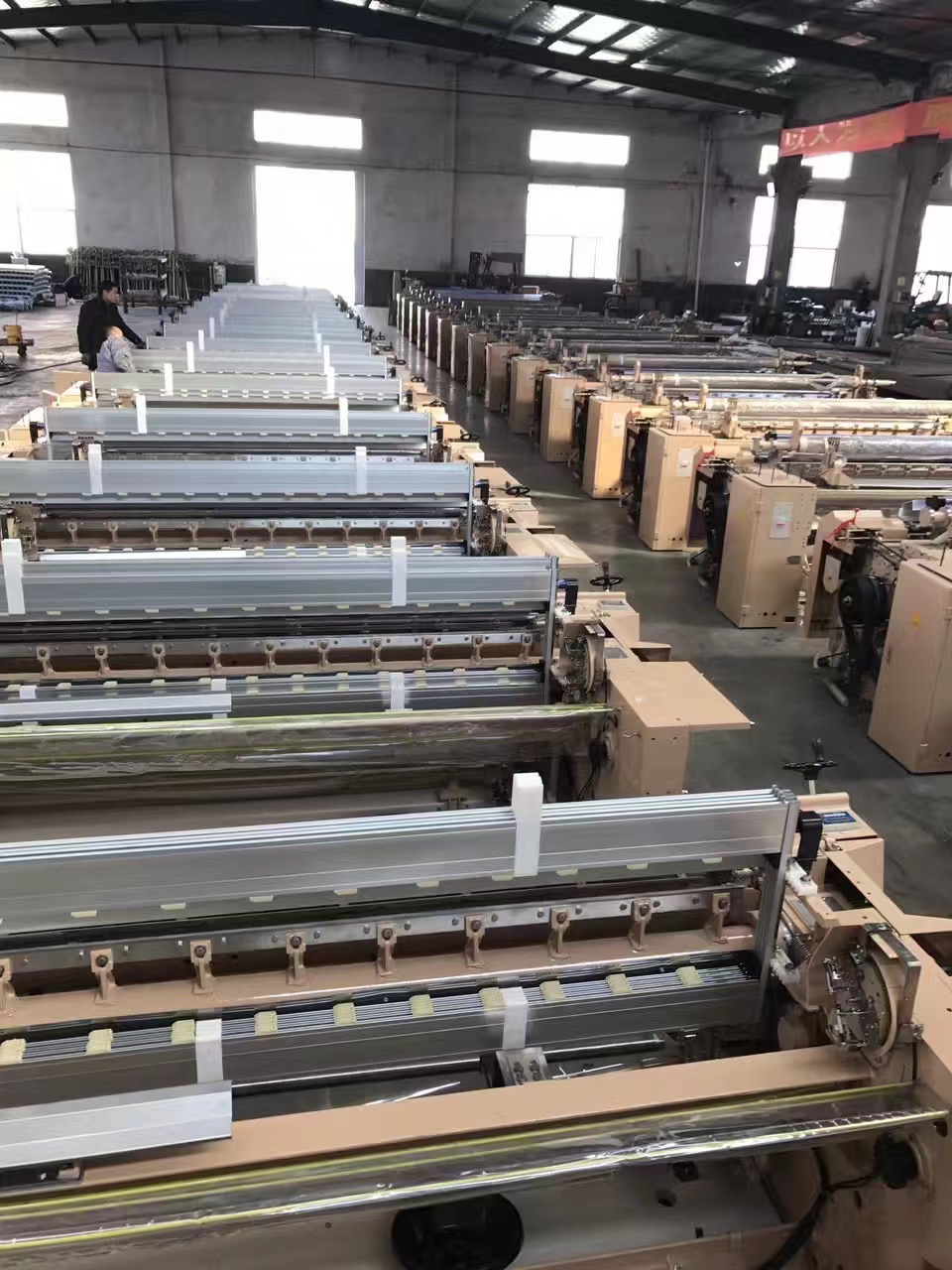 PP PE Geotextiles Textile Weaving Machine 1000 RPM Speed Double Nozzle Water Jet Loom