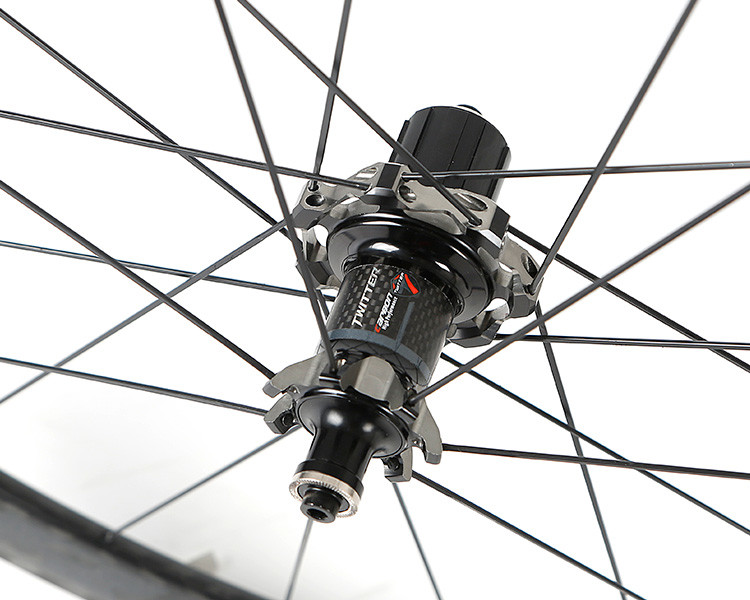 Lightweight Carbon Wheelset 700C