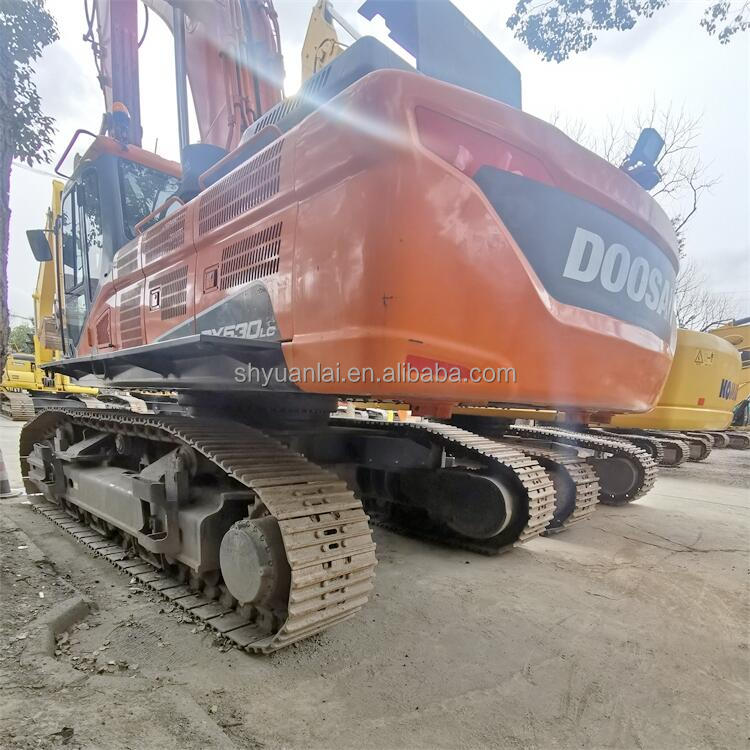 DOOSAN Dx530 Excavator Affordable and Energy-Saving for Second Hand Crushing Needs