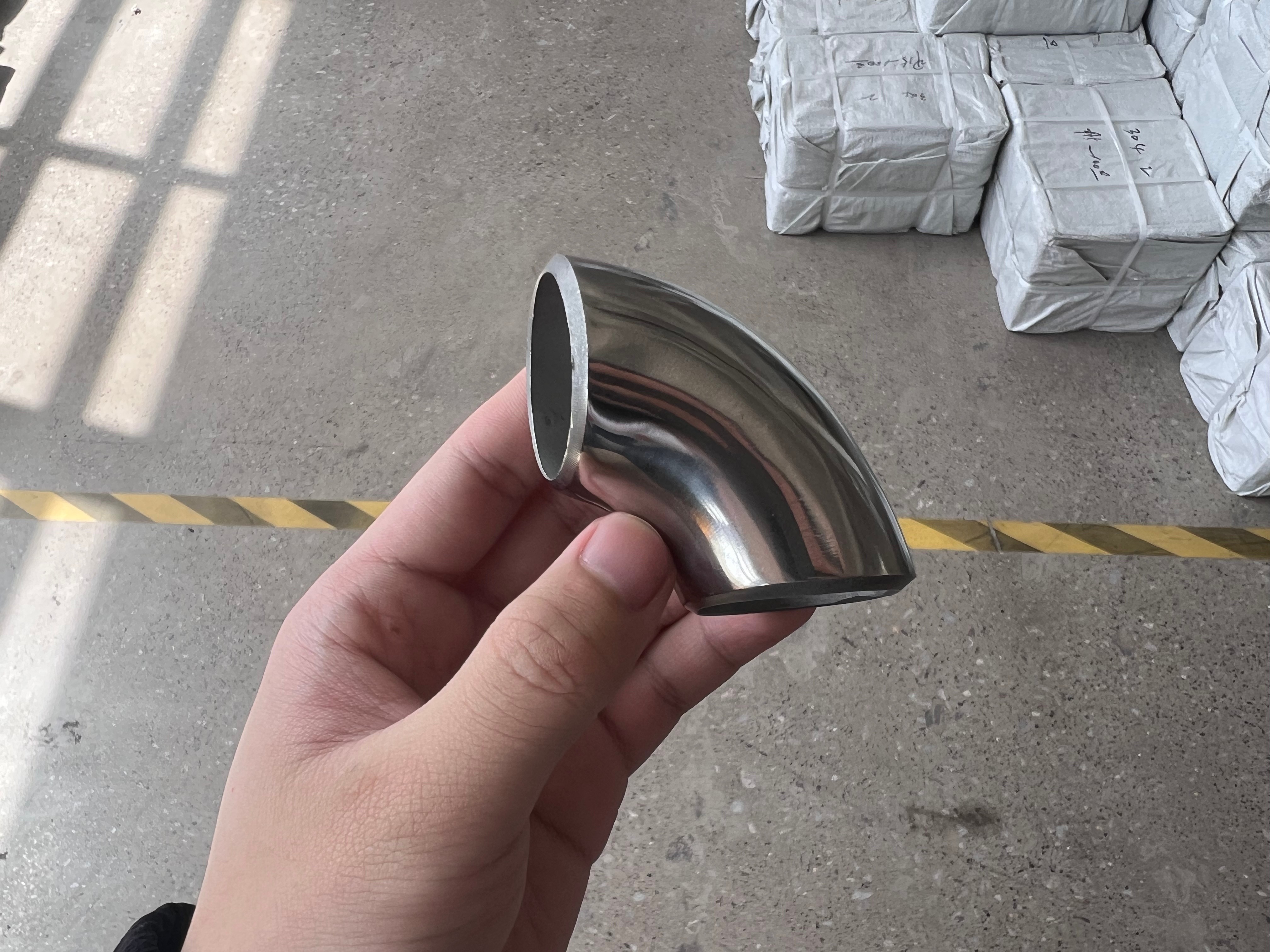 Polishing DN6-DN800 Stainless Steel Elbow BW Pipe Fitttings 90 Degree LR Elbow