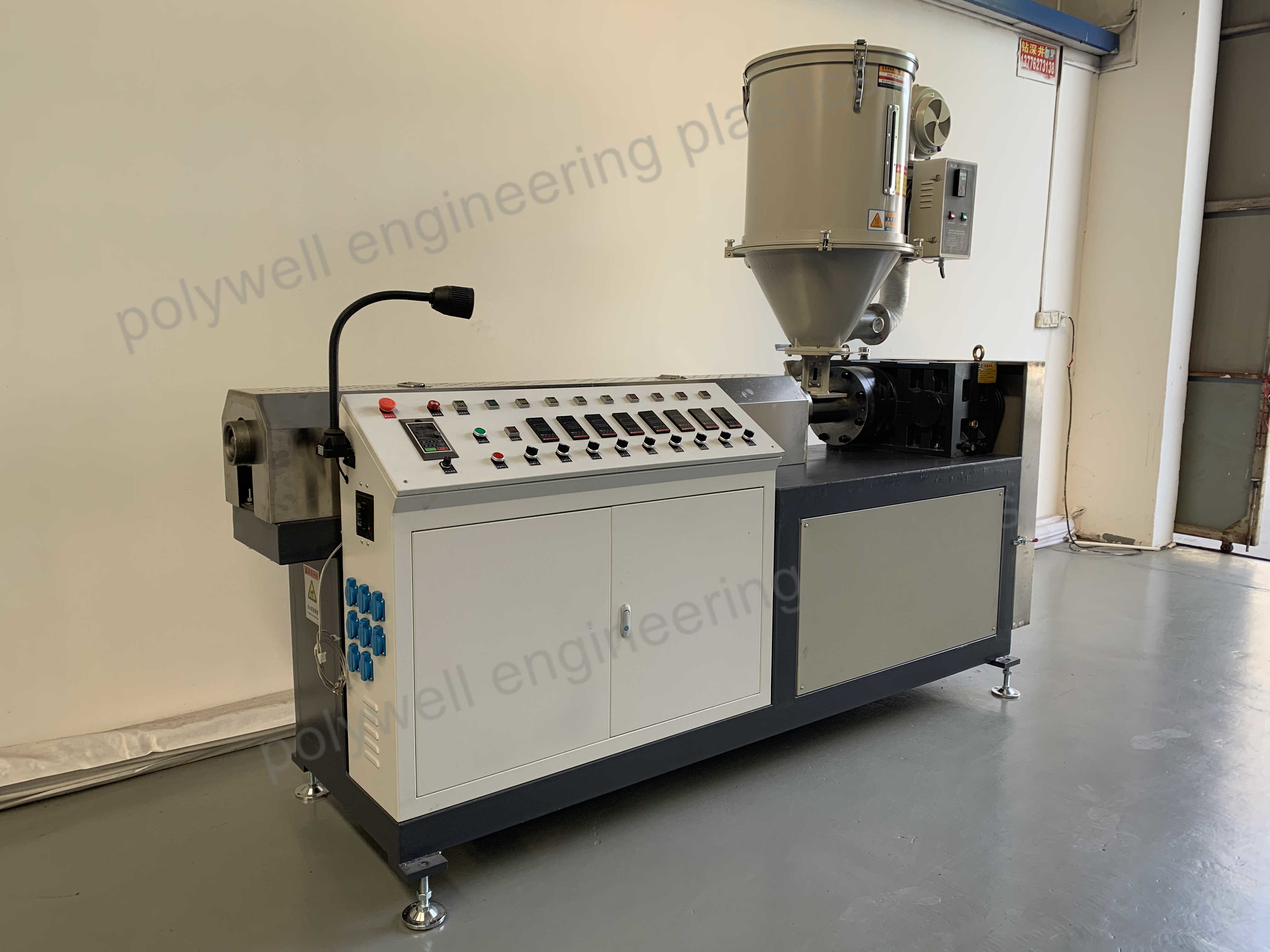 sj80 Single Screw Extruder With 130 Screw Length Diameter Ratio 0-50 Rpm/Min Rotating Speed For Polyamide Extrusion