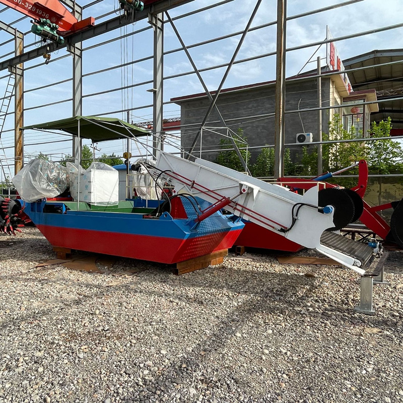 15 Tons Automatic River Cleaning And Mowing Boat With Lighting System For Night Operation